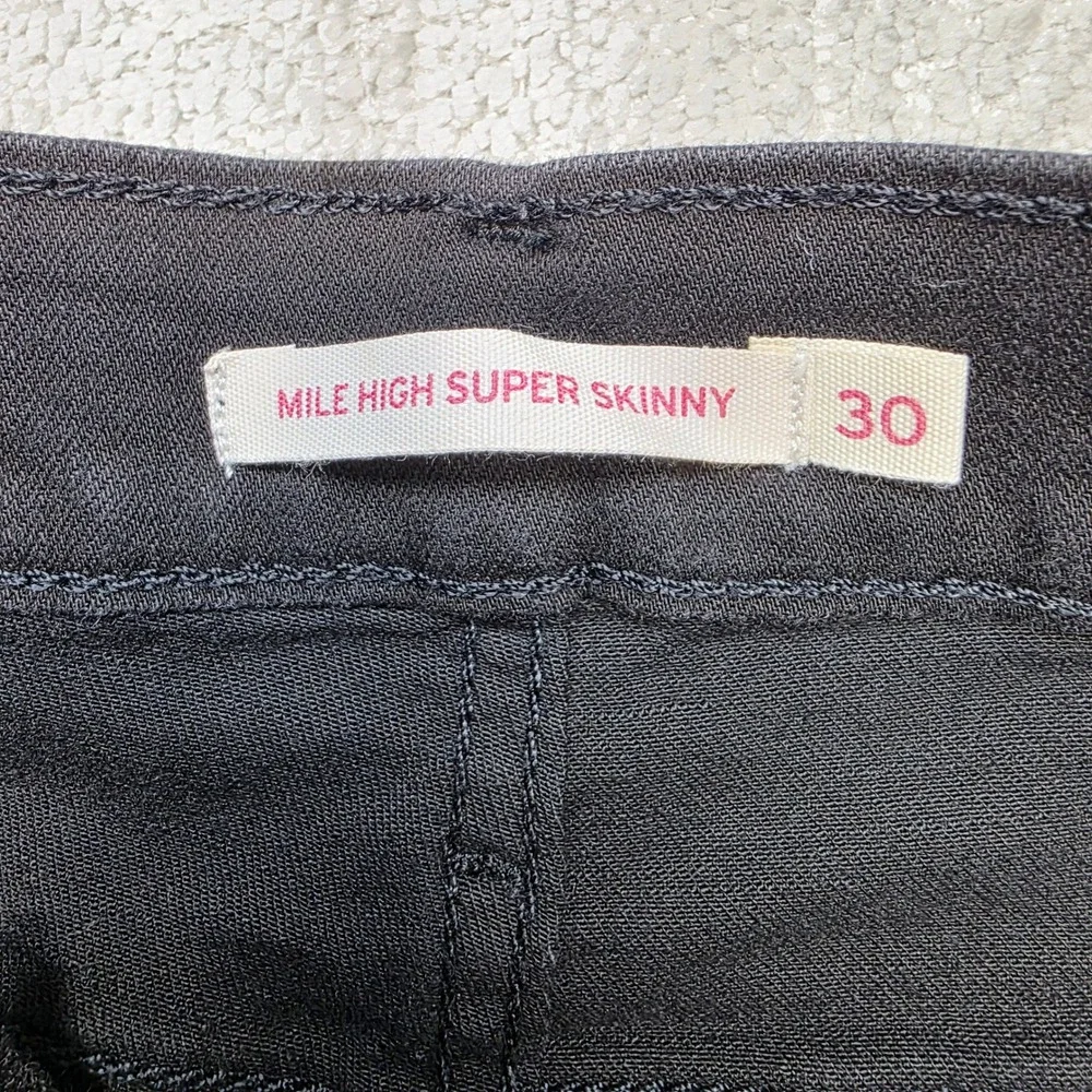 Levi Strauss Mile High Super Skinny Black Distressed Jeans‎ Women Size 30